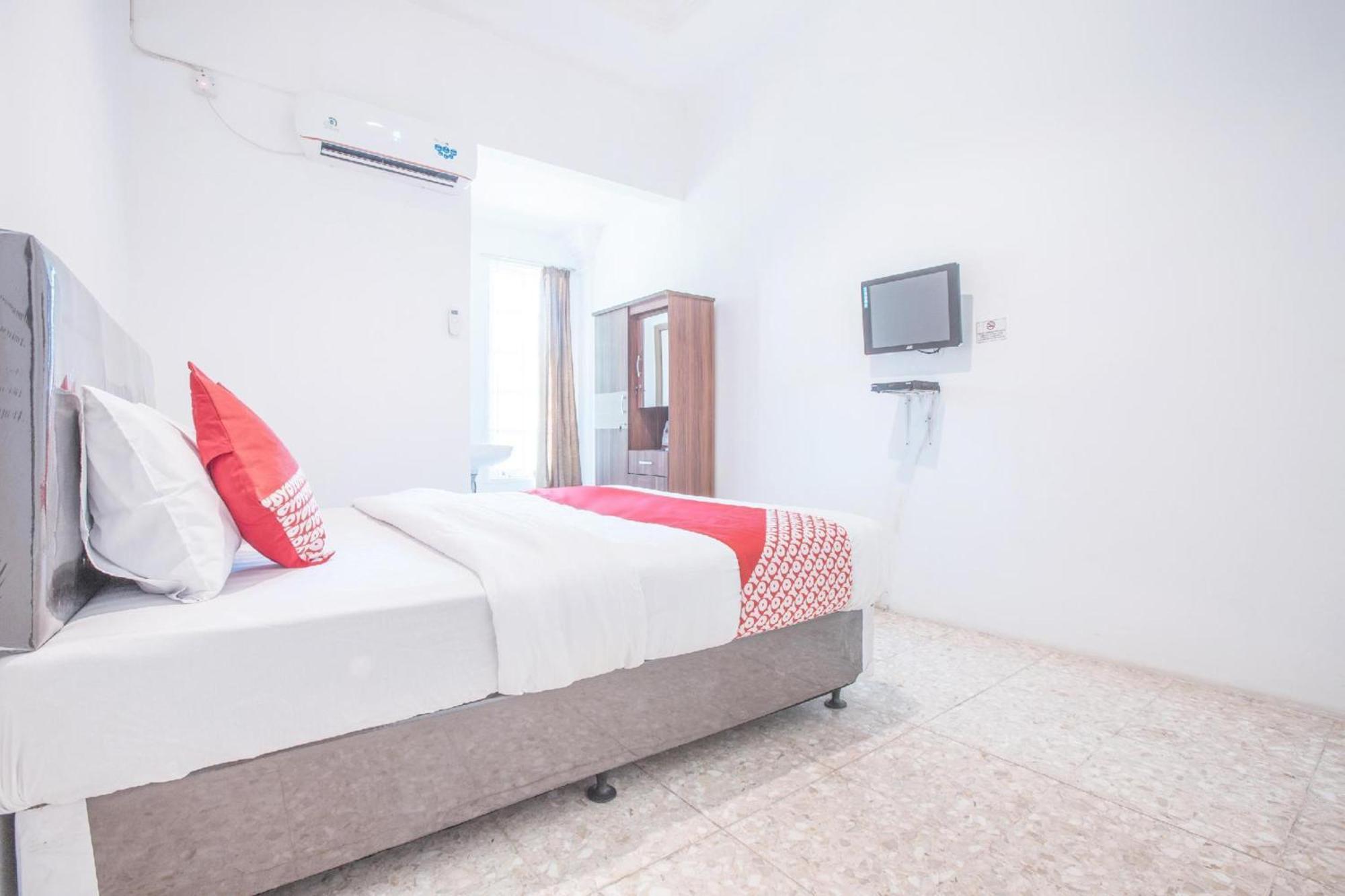 Capital O 332 Residence G17 Kemang Jakarta Exterior photo